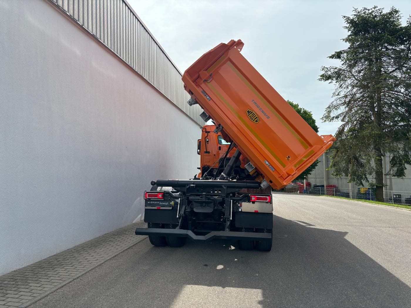 Mercedes-Benz Arocs 5 3251 K Meiller Trigenius Aufbau Bild 13
