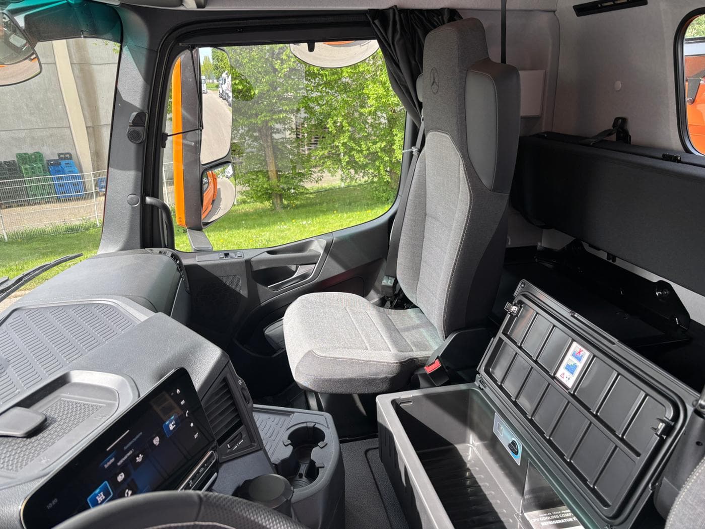 Mercedes-Benz Arocs 5 3251 K Meiller Trigenius Aufbau Bild 14