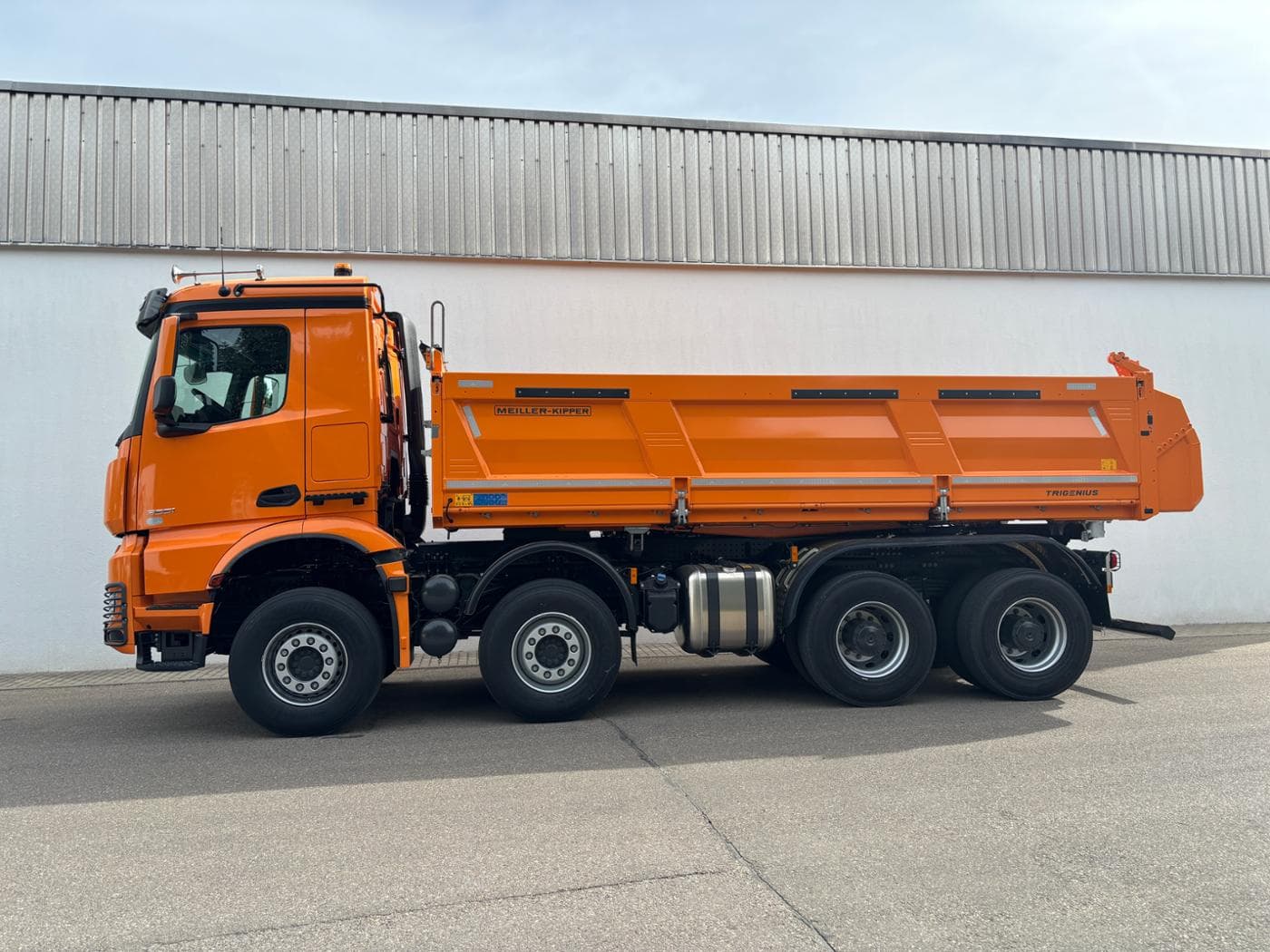 Mercedes-Benz Arocs 5 3251 K Meiller Trigenius Aufbau Bild 4