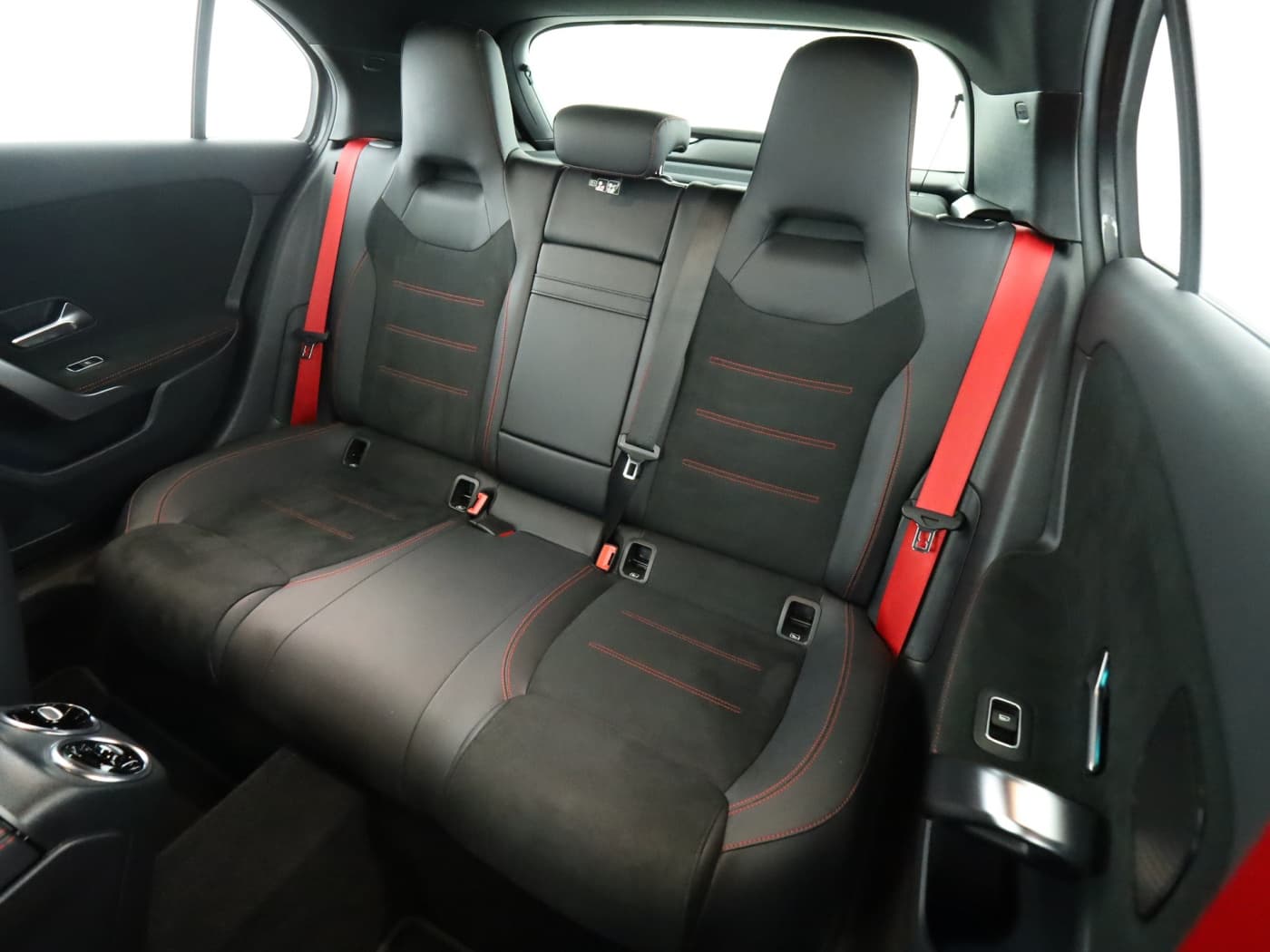 Mercedes-Benz A 35 AMG 4M Bild 18