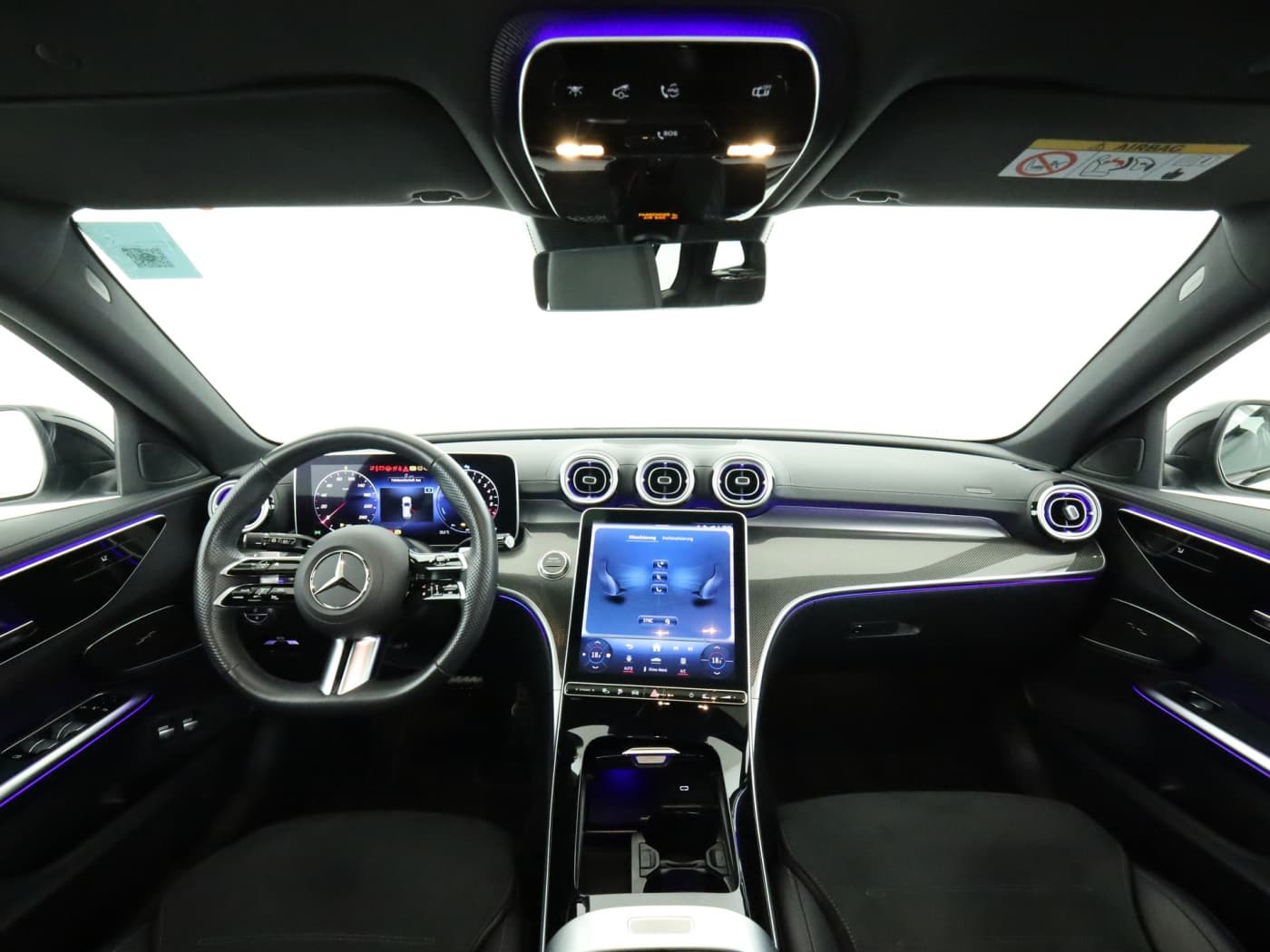 Mercedes-Benz C 300 e T Bild 19