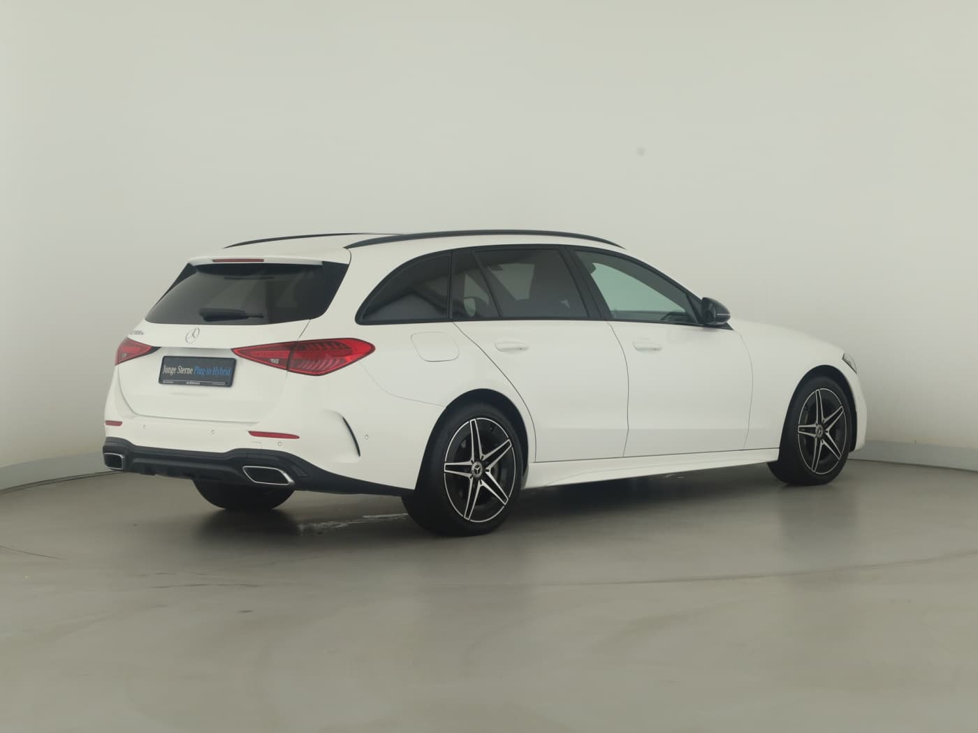 Mercedes-Benz C 300 e T Bild 6