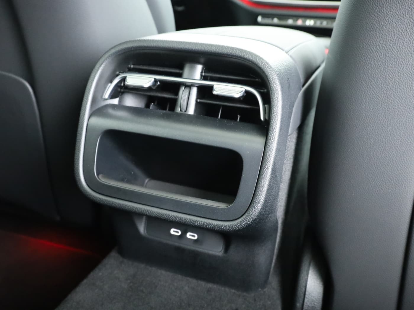 Mercedes-Benz E 200 Bild 24