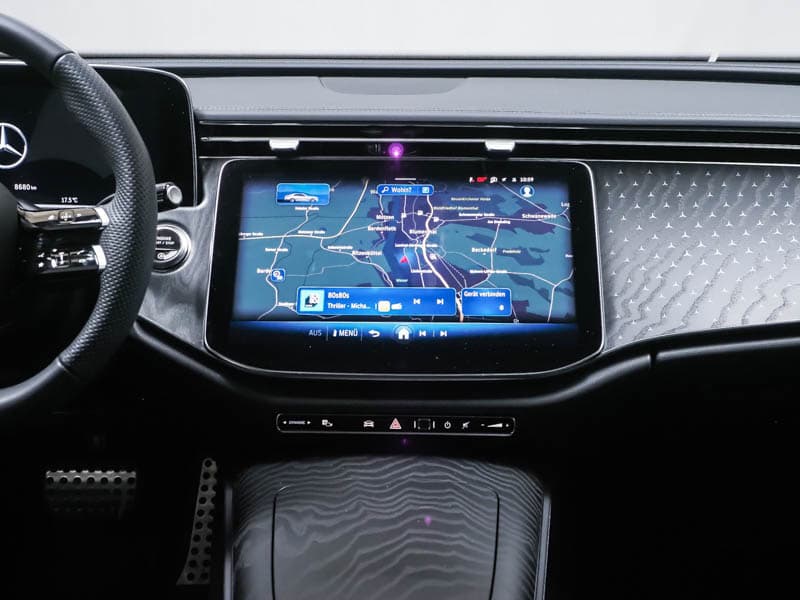 Mercedes-Benz E 200 Bild 6