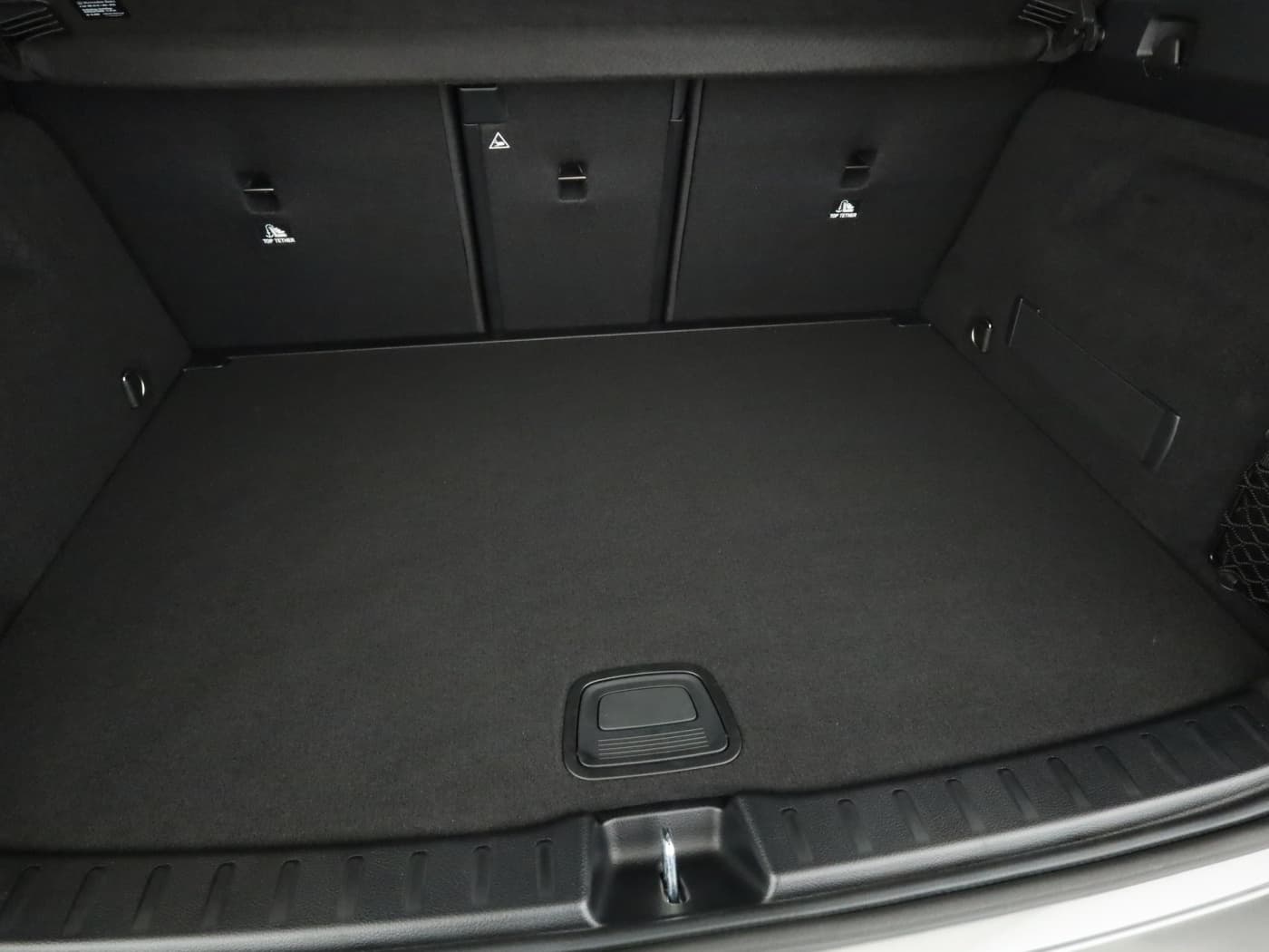 Mercedes-Benz GLA 180 Bild 22