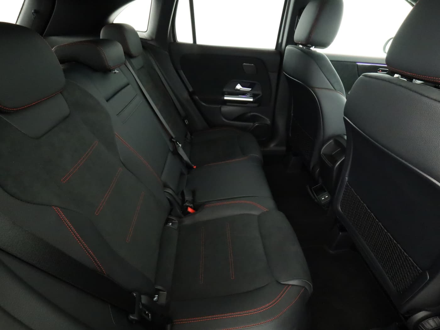 Mercedes-Benz GLA 180 Bild 25