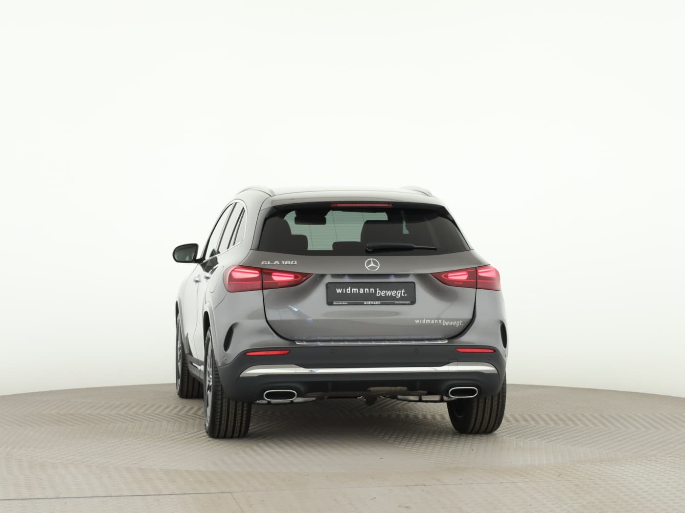 Mercedes-Benz GLA 180 Bild 4