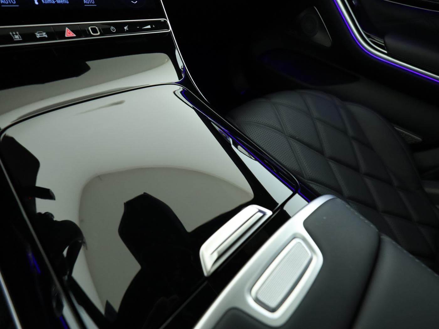 Mercedes-Benz S 680 4M L Maybach Bild 15