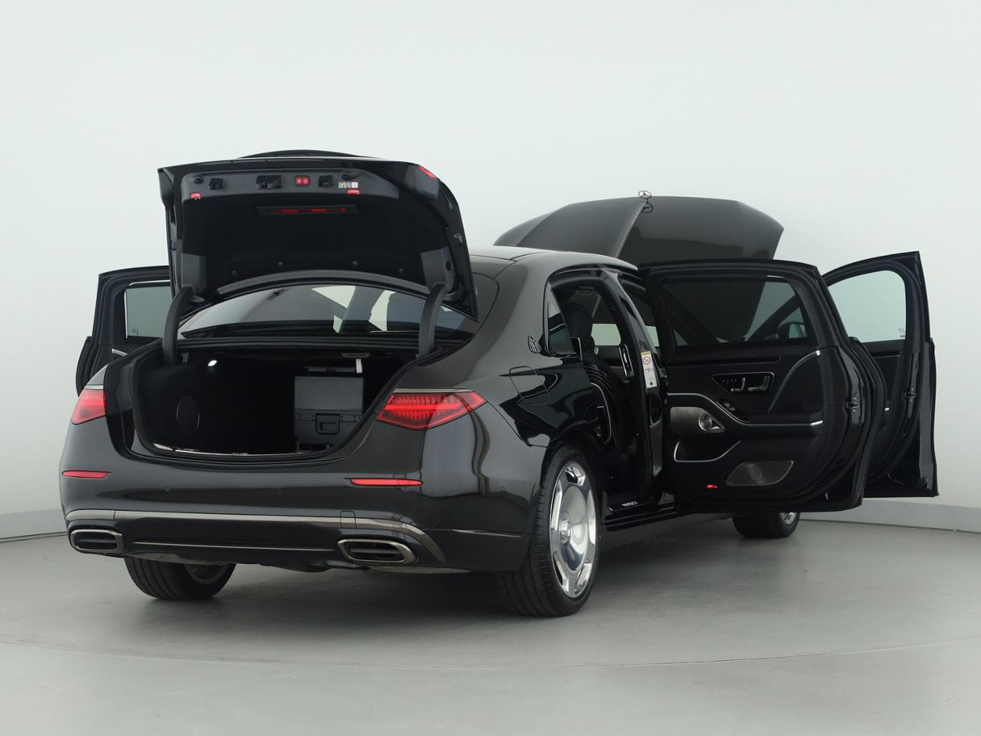 Mercedes-Benz S 680 4M L Maybach Bild 9