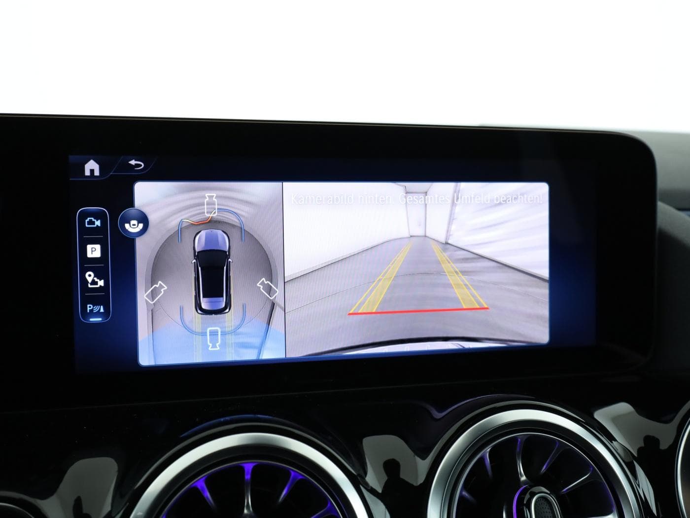 Mercedes-Benz GLA 200 Bild 27