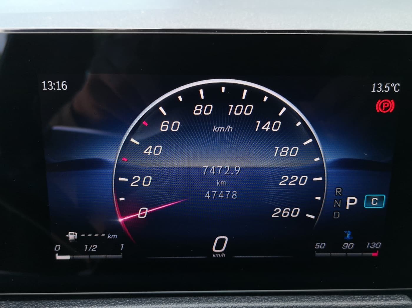 Mercedes-Benz GLB 200 d Bild 11