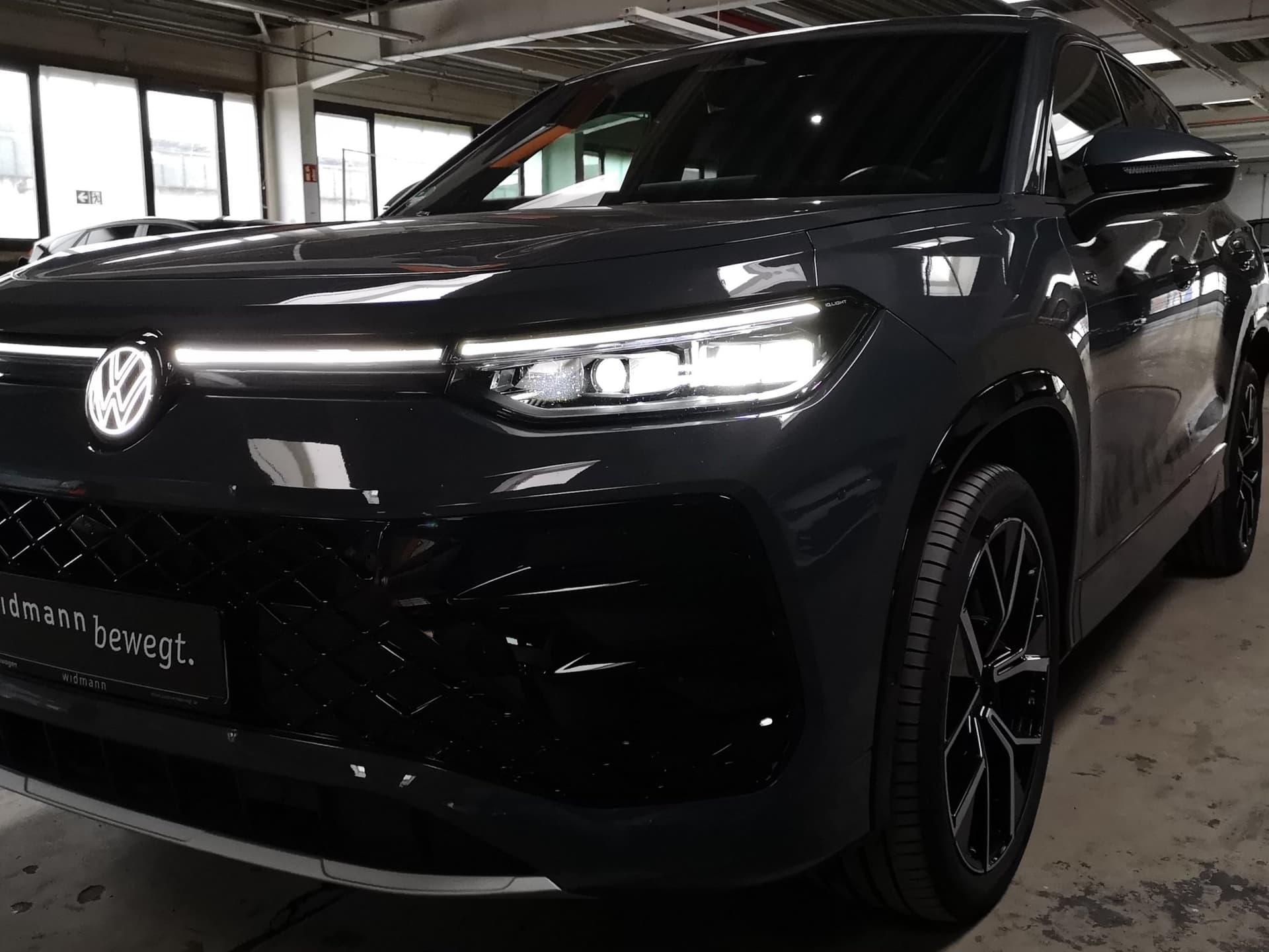 Volkswagen Tayron R-Line 2.0 l TDI 4MOTION DSG Bild 24