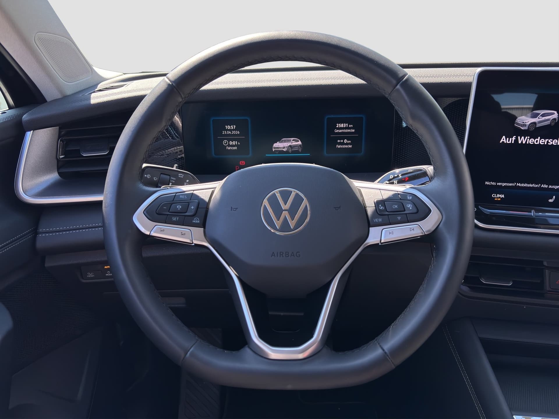 Volkswagen Tayron Life 1.5 eTSI 150 PS DSG AHK NAVI ACC Bild 10