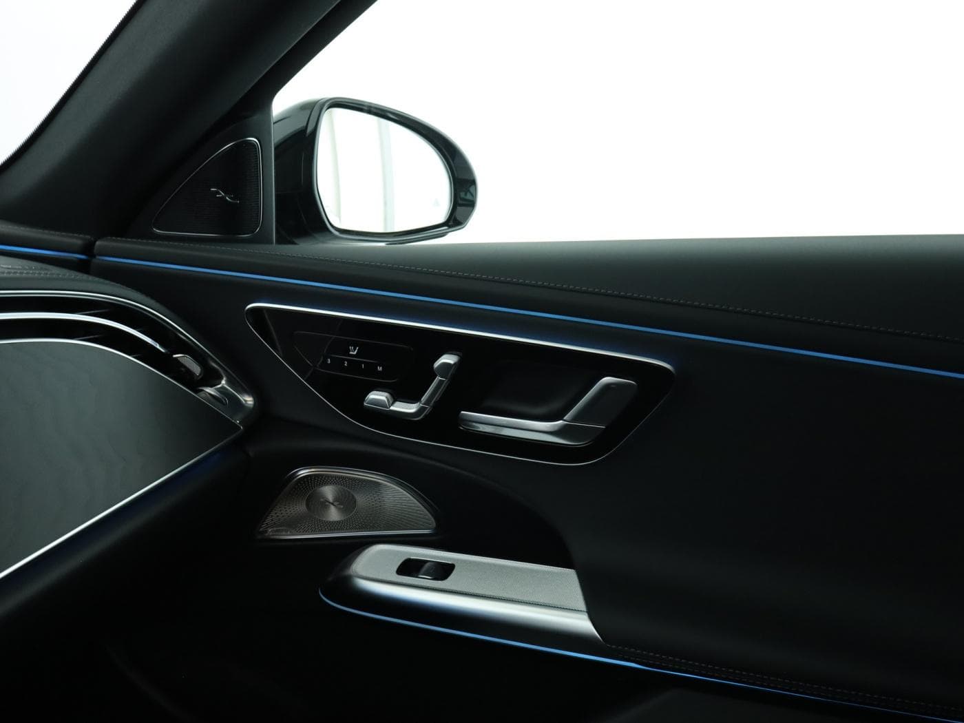 Mercedes-Benz E 300 de 4MATIC T-Modell mit EQ Hybrid Technologie Bild 16