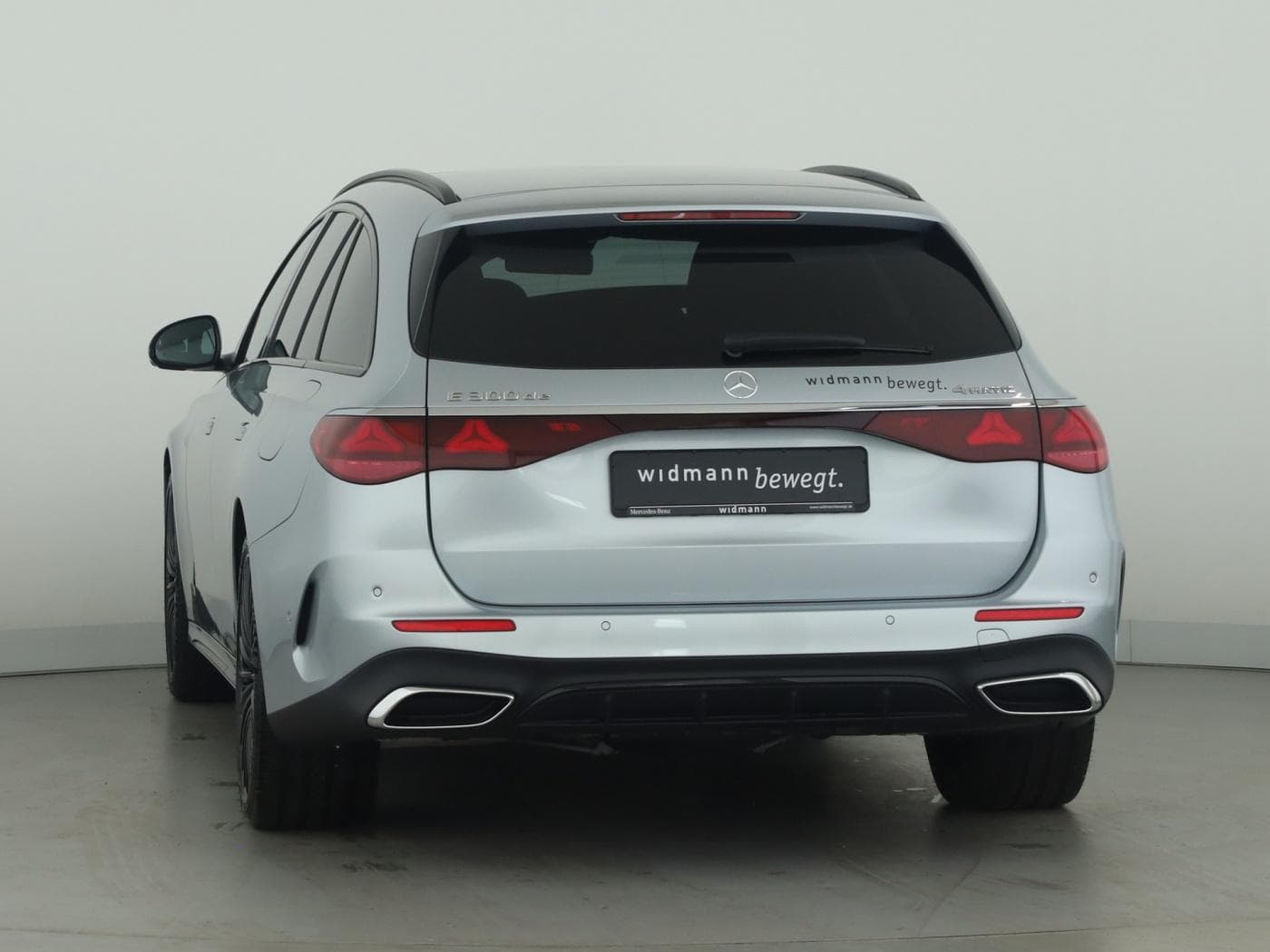 Mercedes-Benz E 300 de 4MATIC T-Modell mit EQ Hybrid Technologie Bild 4