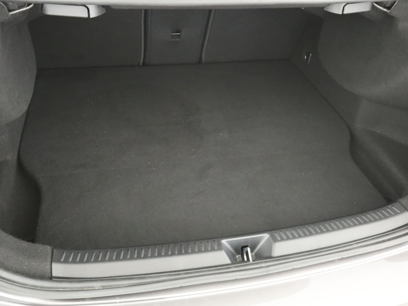 Mercedes-Benz A 250 e Lim Bild 22