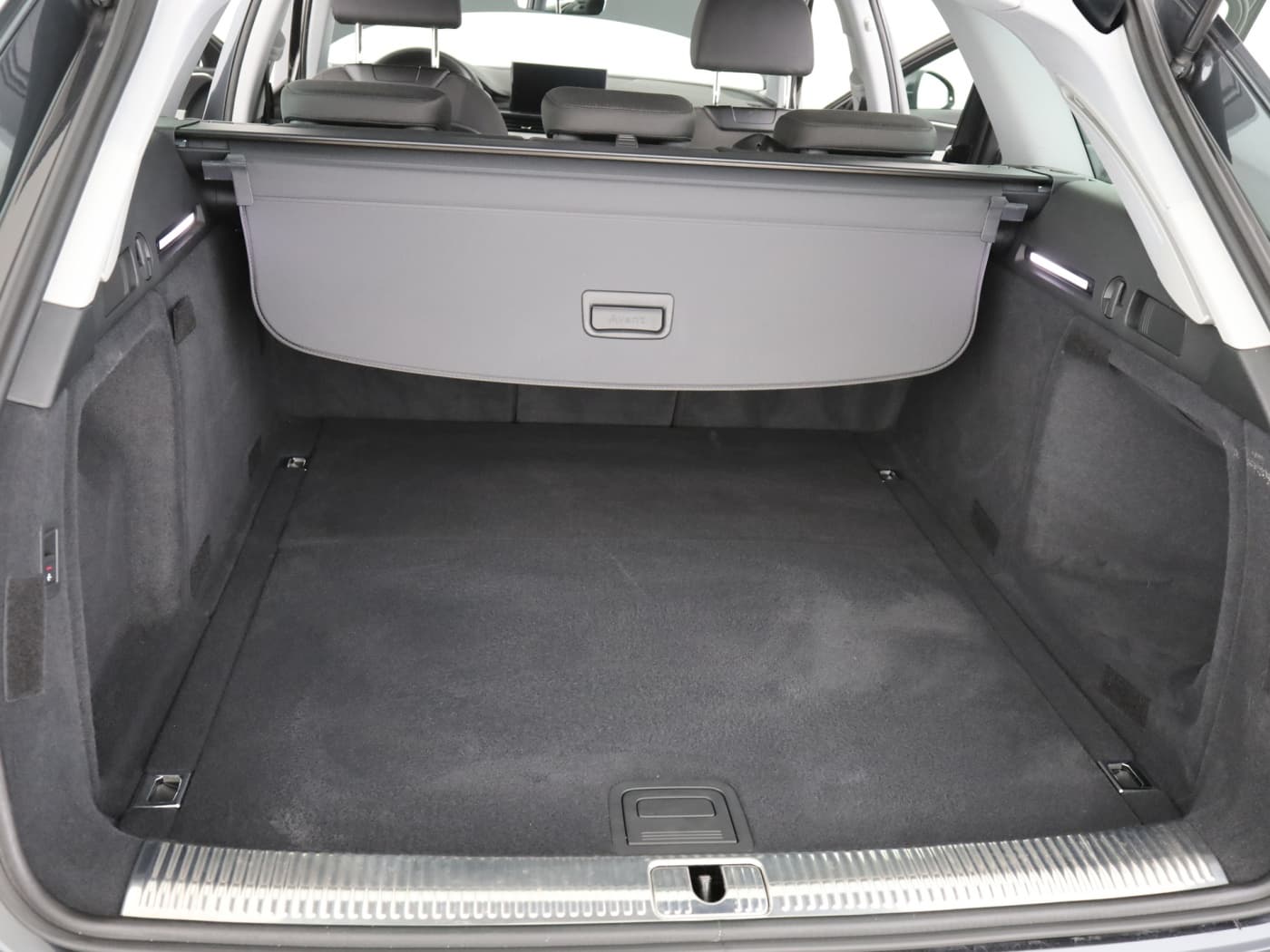 Audi A4 40 quattro 2.0 TDI Avant advanced Bild 22