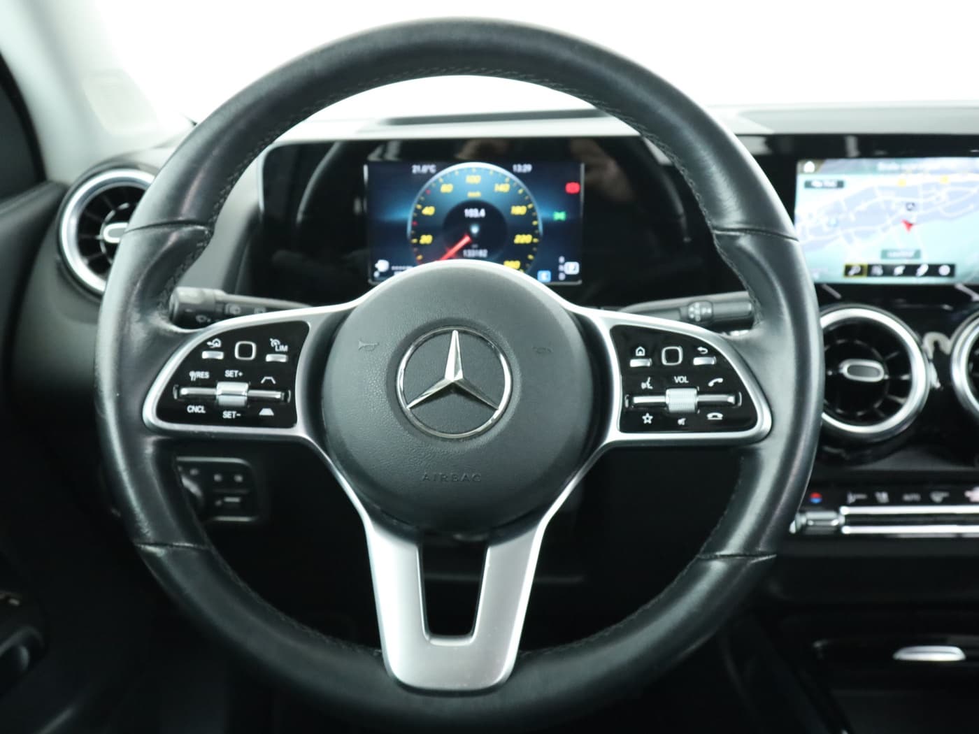 Mercedes-Benz GLB 200 d 4M Bild 11