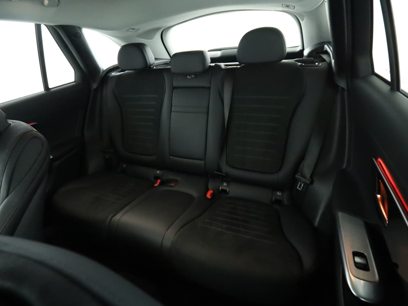 Mercedes-Benz GLC 300 4M Bild 18