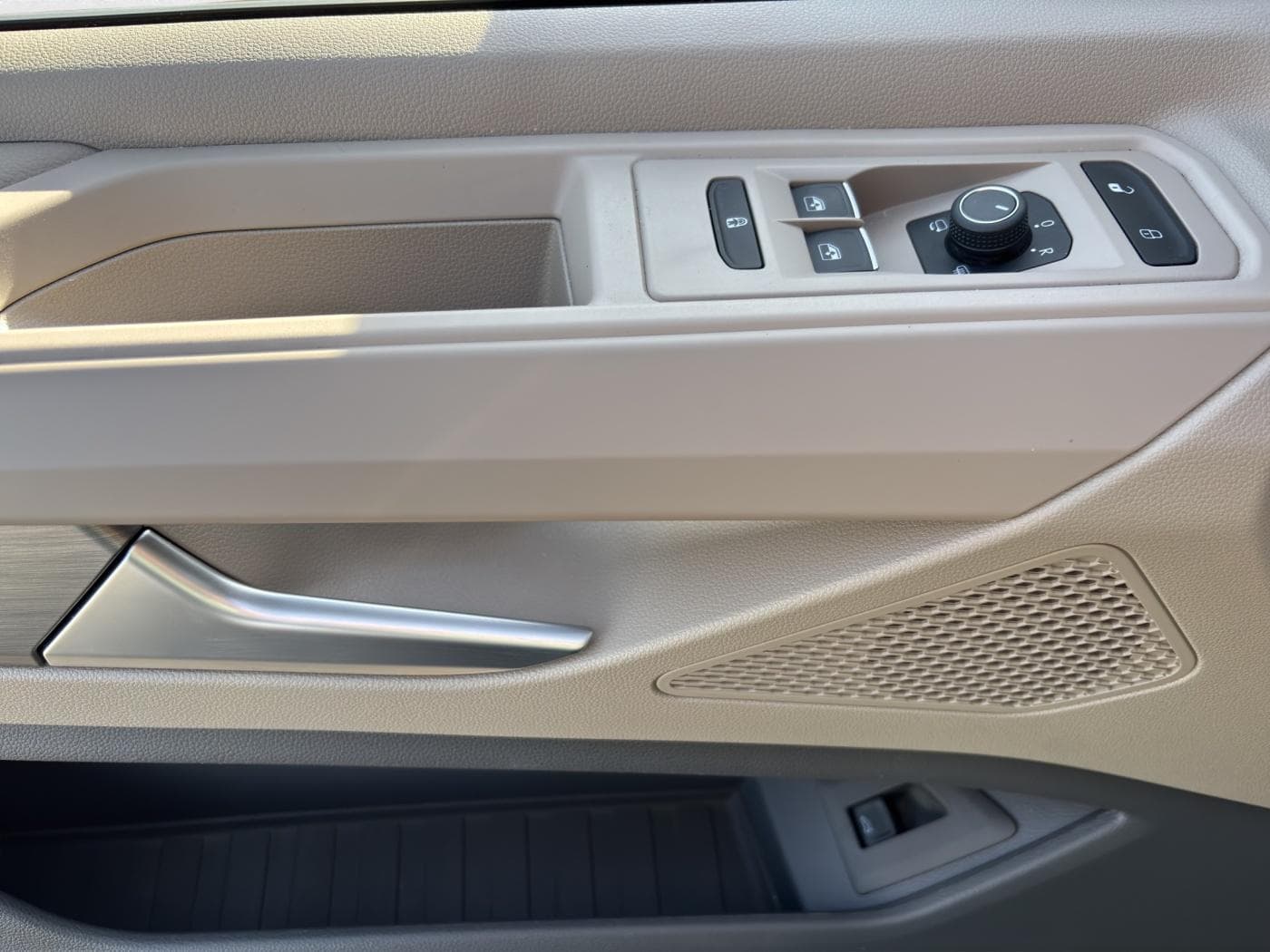 Volkswagen T7 Multivan 2.0 TDI Life Bild 17