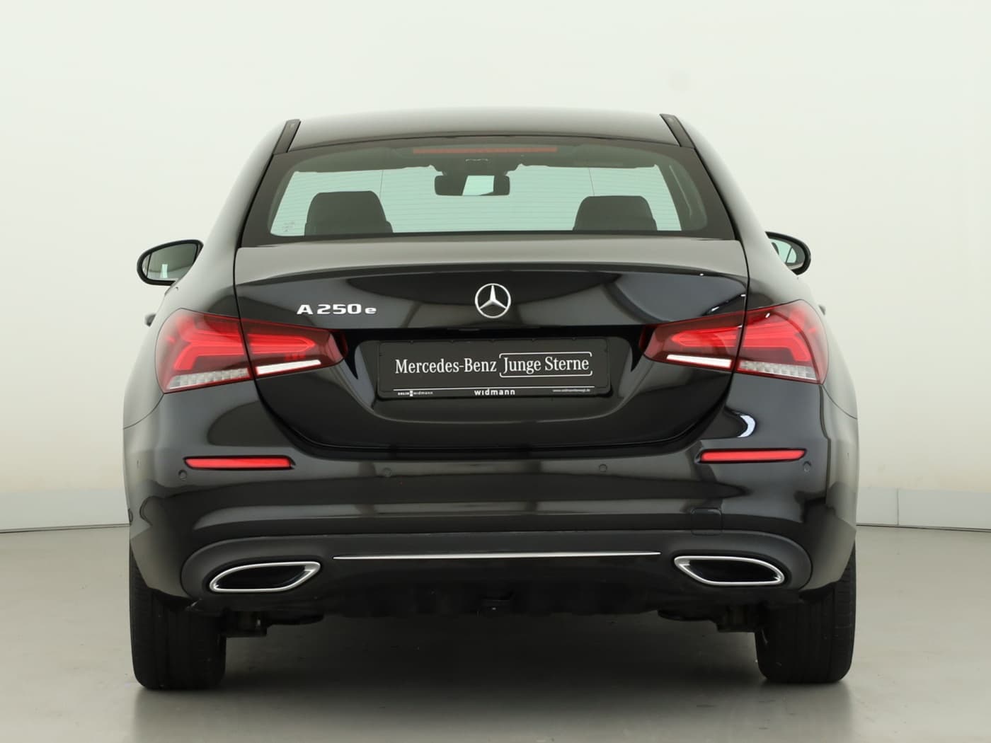 Mercedes-Benz A 250 e Lim Bild 4