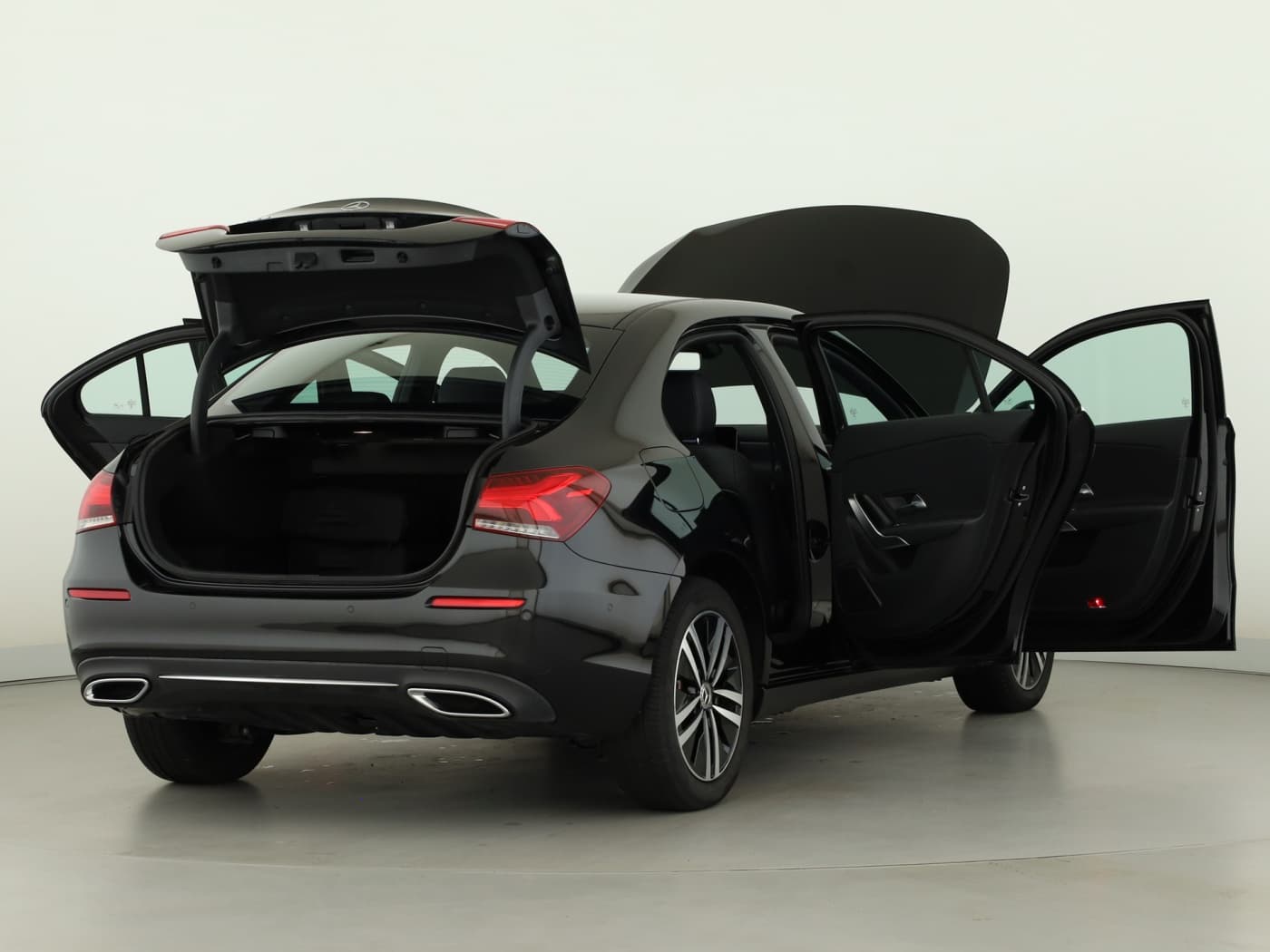 Mercedes-Benz A 250 e Lim Bild 9