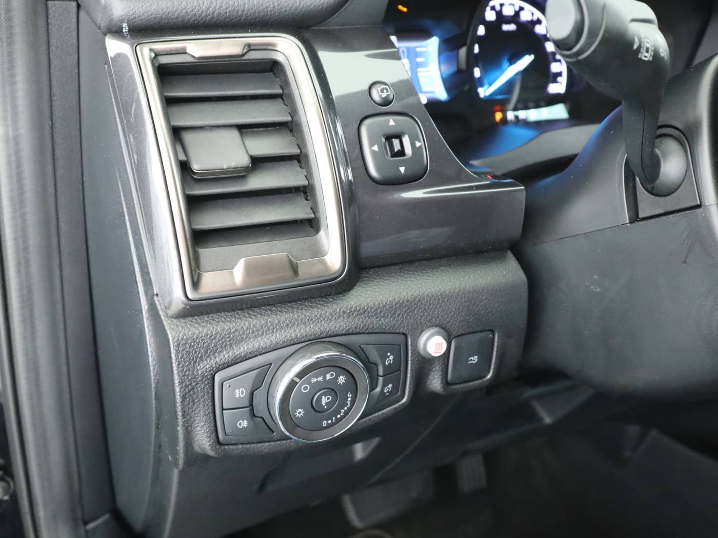 Ford Ranger 2.0 TDCi Panther Wildtrack 4x4 Doppelkabine Bild 25