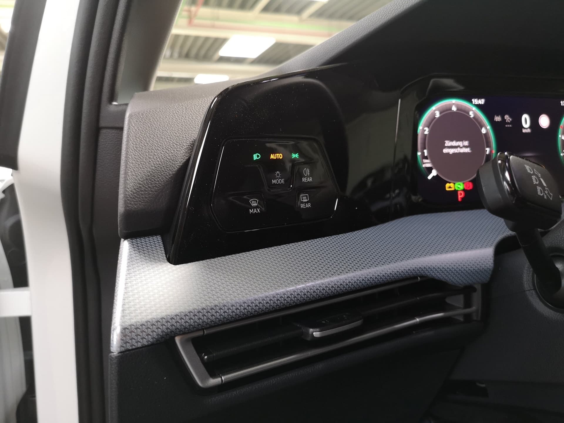 Volkswagen Golf Life 1.5 115 PS DSG ACC Bild 21