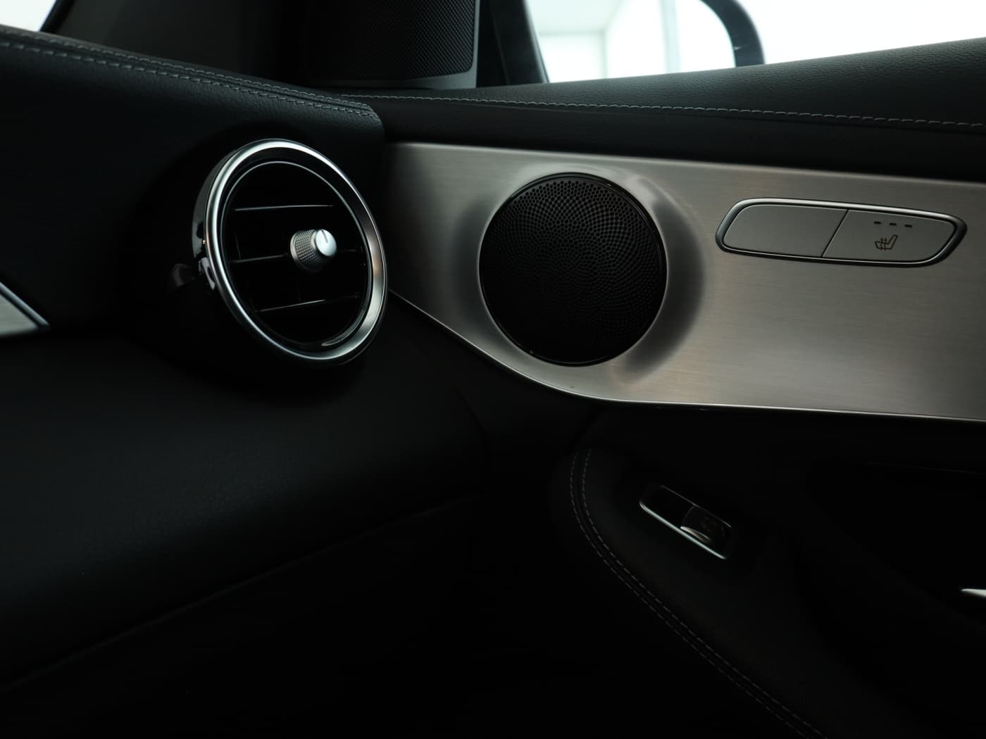 Mercedes-Benz GLC 300 d 4M Coup Bild 16