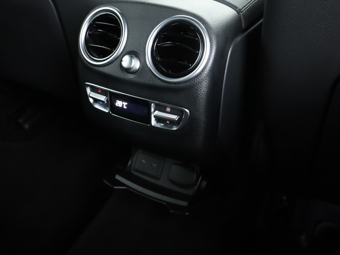 Mercedes-Benz GLC 300 d 4M Coup Bild 23