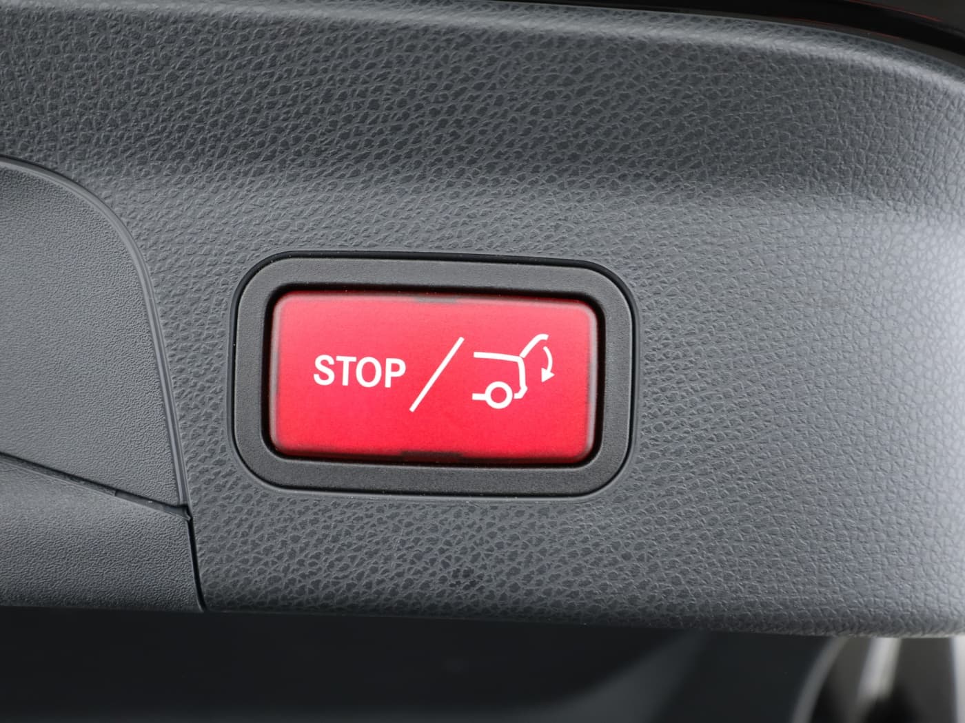 Mercedes-Benz GLC 300 d 4M Coup Bild 24