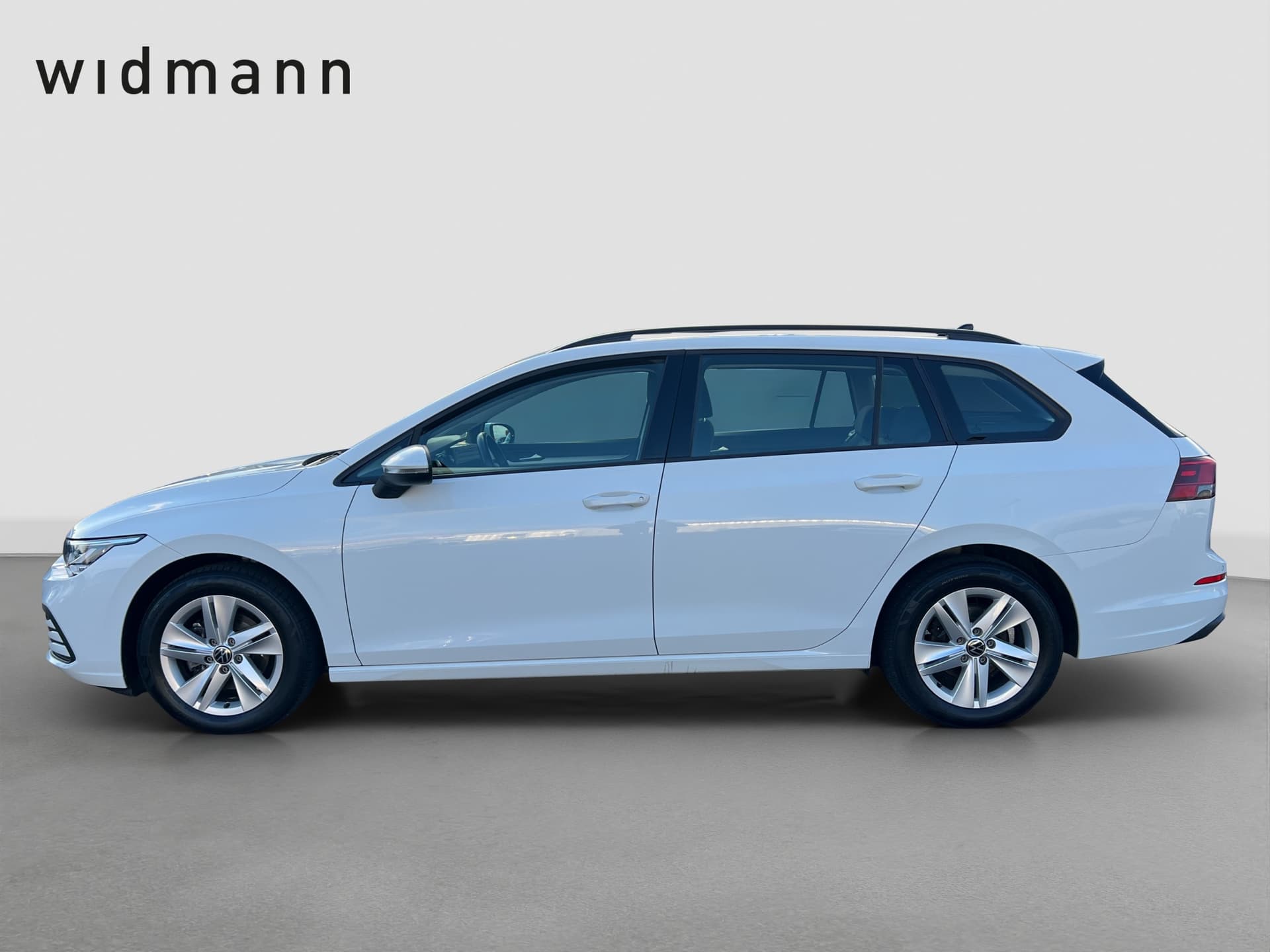 Volkswagen Golf Variant Life 110 PS ACC NAVI APP Bild 5