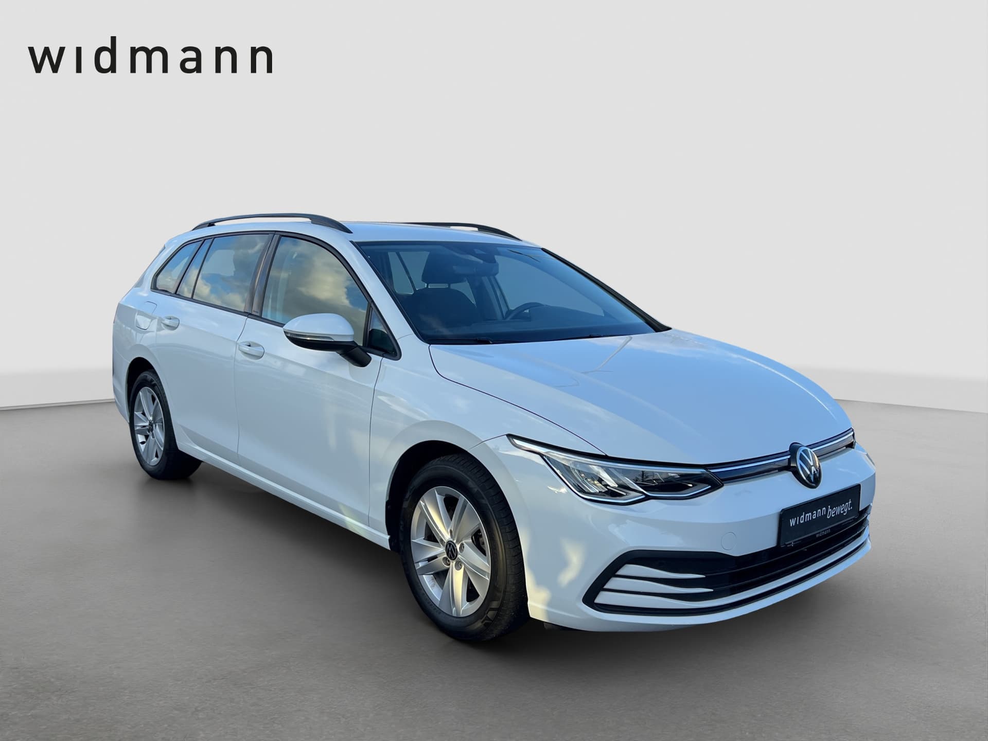 Volkswagen Golf Variant Life 110 PS ACC NAVI APP Bild 7