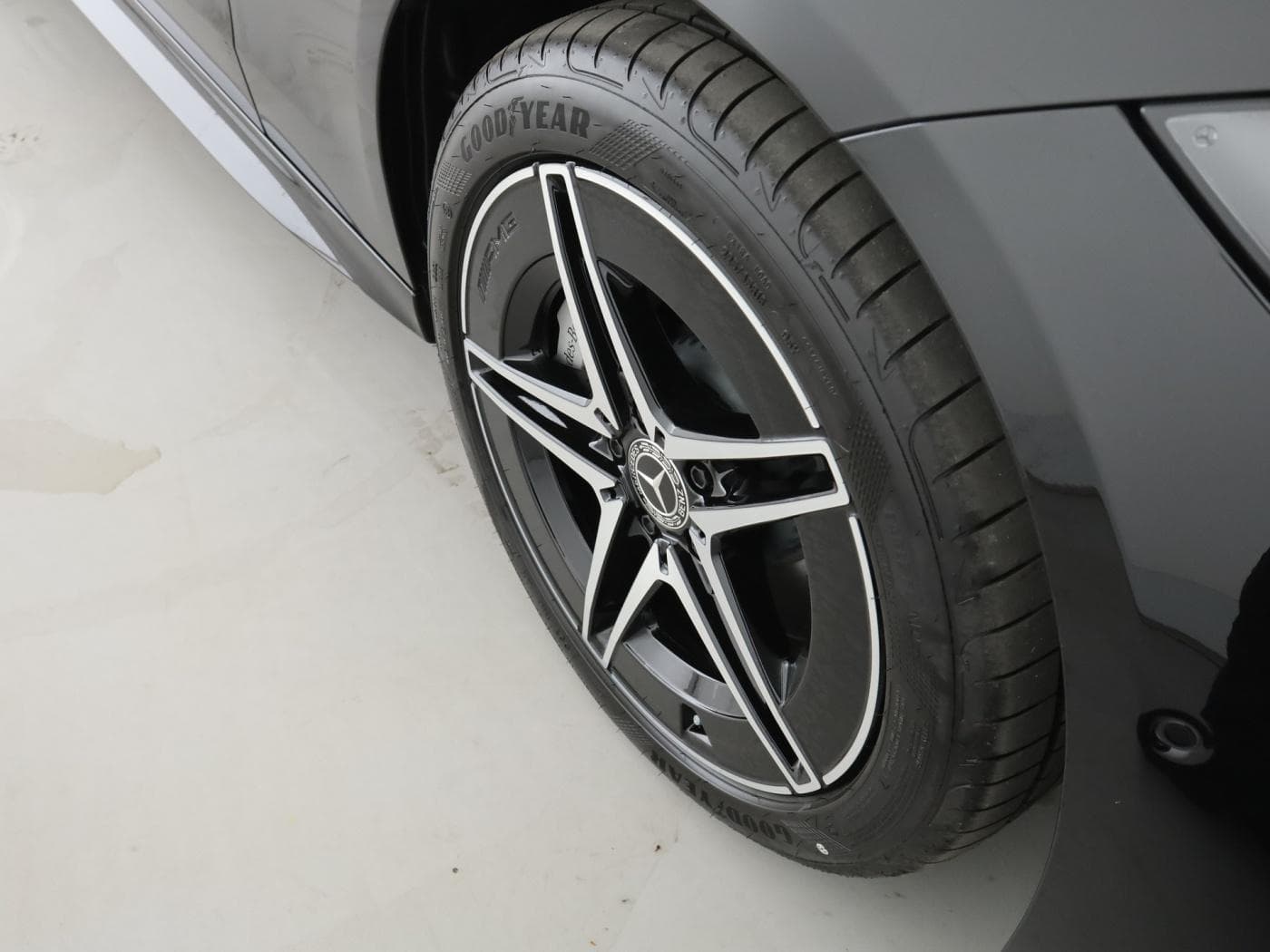 Mercedes-Benz C 300 e T-Modell Bild 21