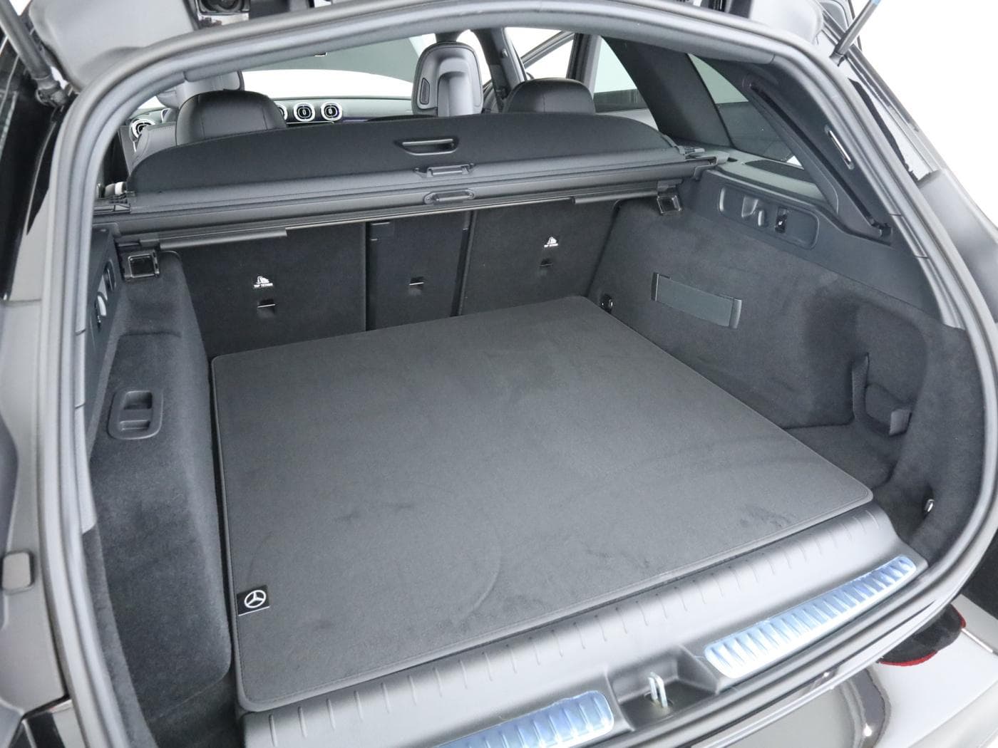 Mercedes-Benz C 300 e T-Modell Bild 22