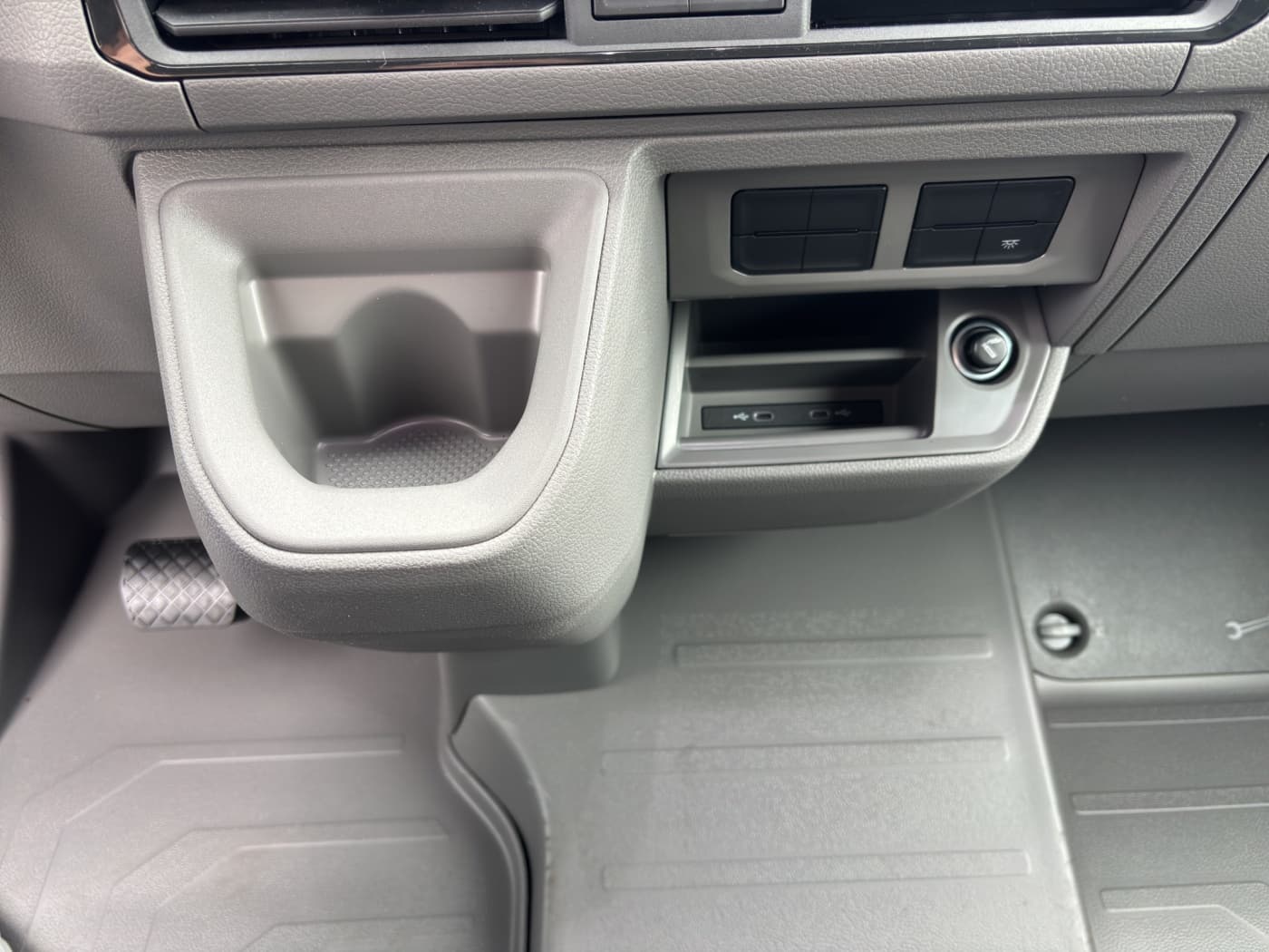 Volkswagen Crafter 35 2.0 TDI 120 KW Kasten MR/HD Bild 12