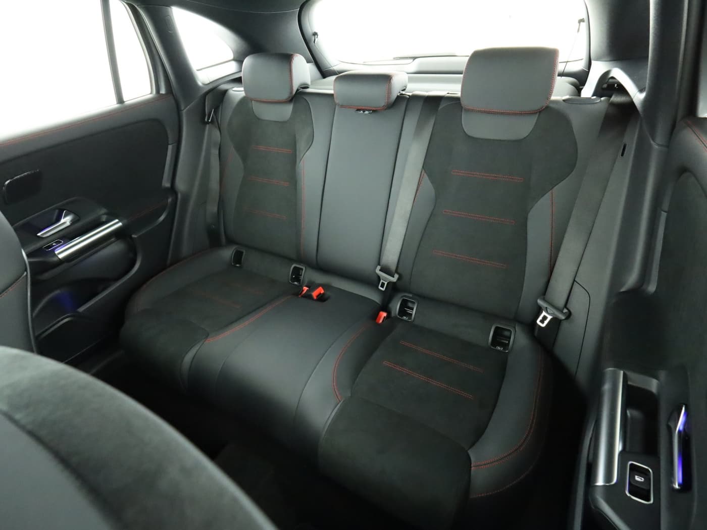 Mercedes-Benz GLA 220 d 4MATIC Bild 18