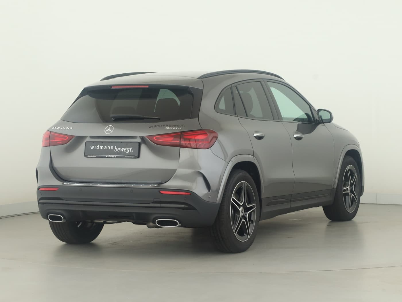 Mercedes-Benz GLA 220 d 4MATIC Bild 2