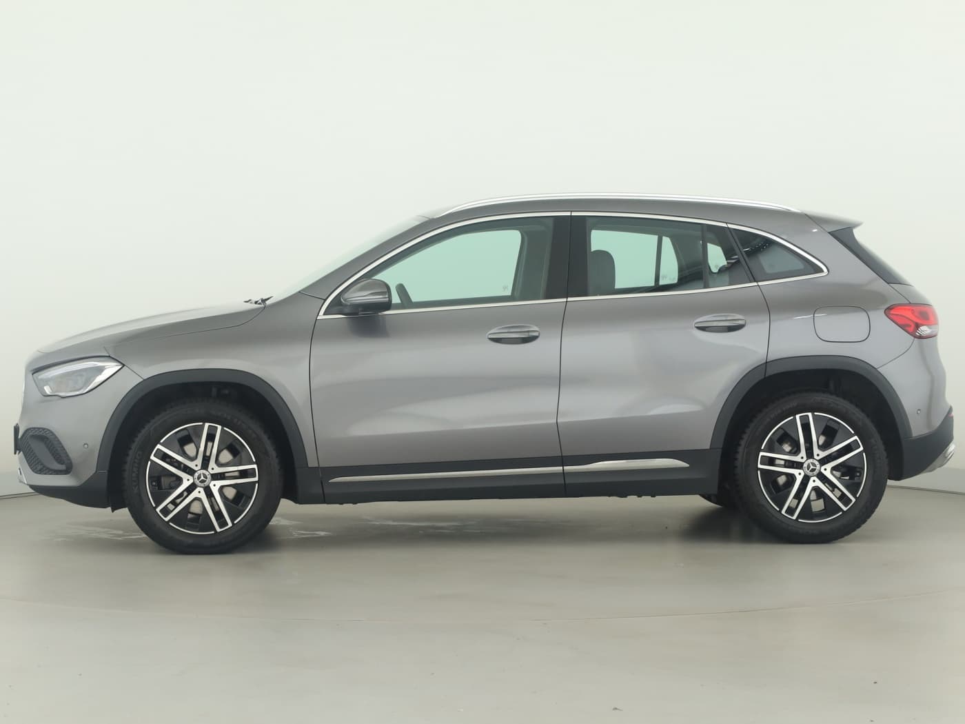 Mercedes-Benz GLA 220 d 4M Bild 7