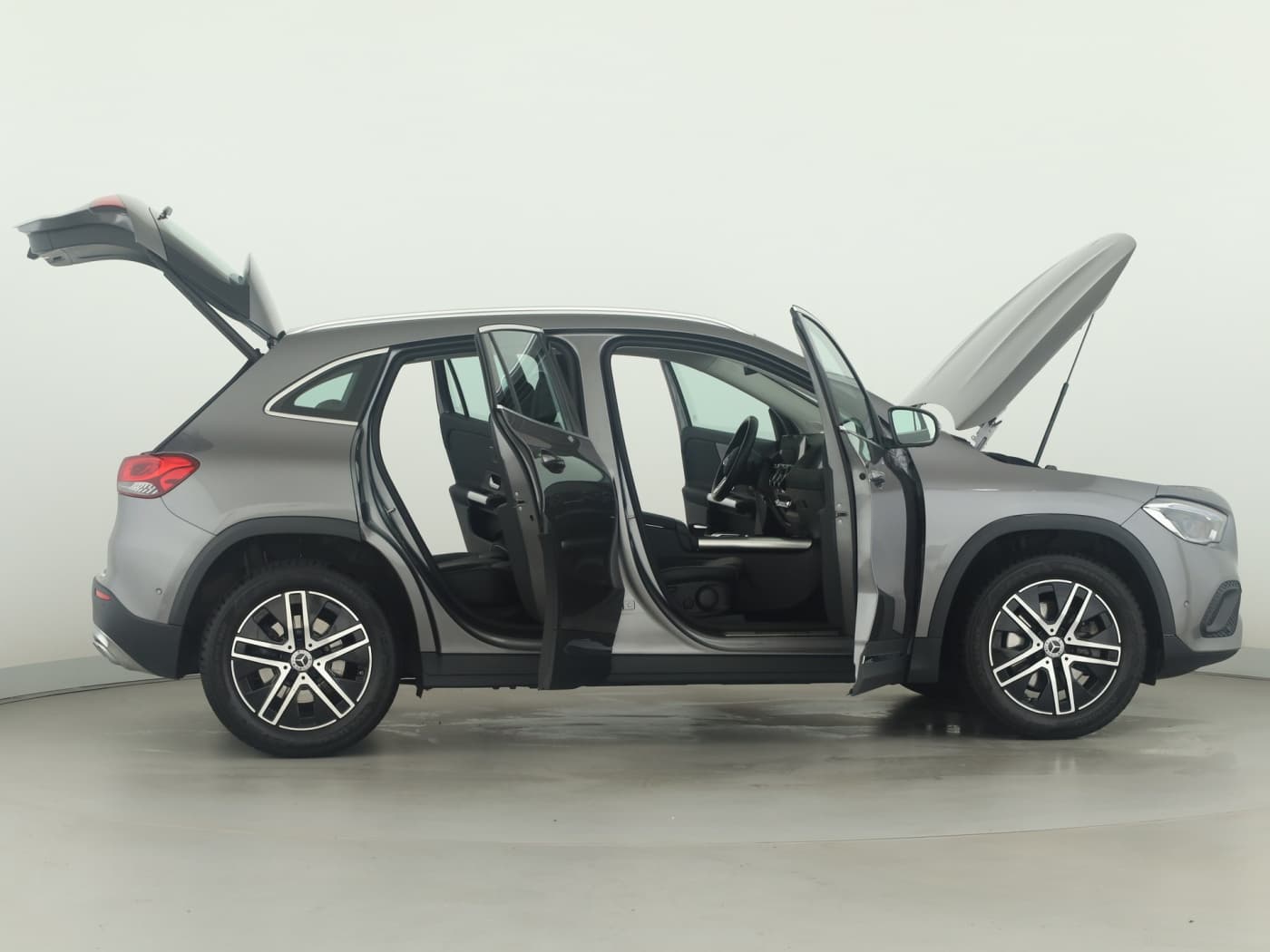 Mercedes-Benz GLA 220 d 4M Bild 8