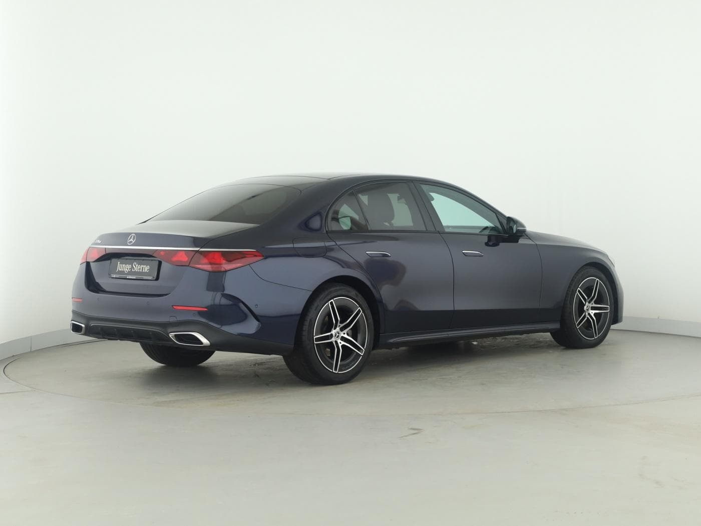 Mercedes-Benz E 220 d Bild 6