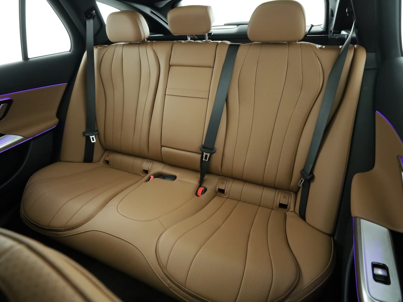 Mercedes-Benz E 200 d Bild 18