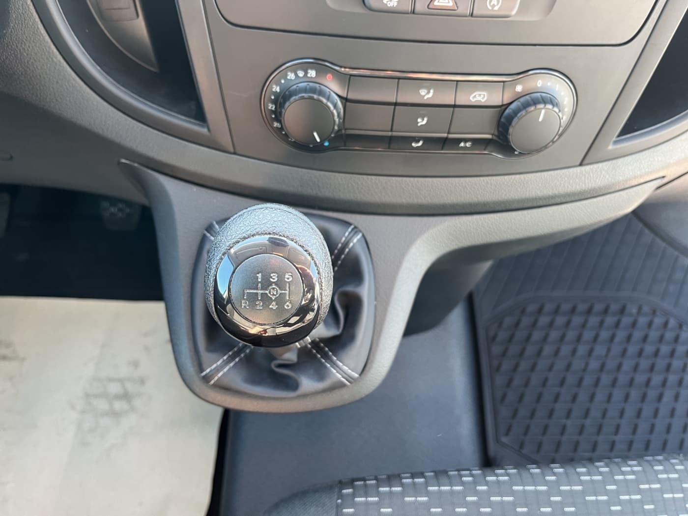 Mercedes-Benz Vito 114 CDI Kasten Bild 13