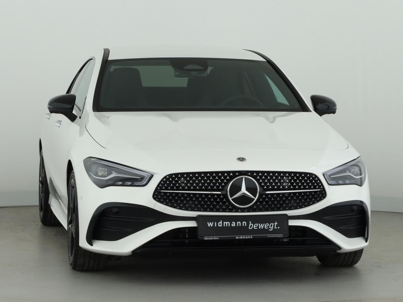 Mercedes-Benz CLA 180 Coup Bild 3