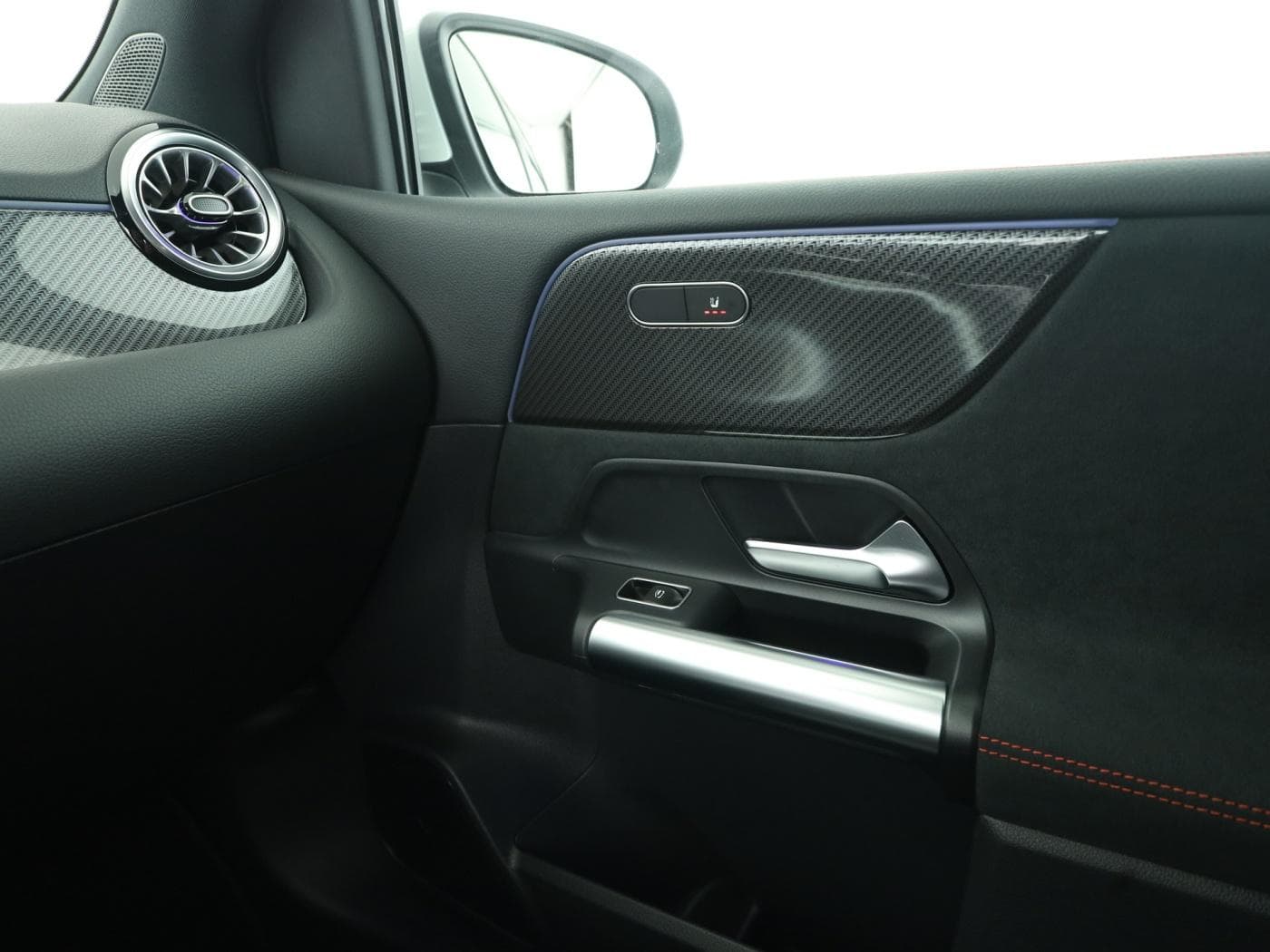 Mercedes-Benz B 200 Bild 16