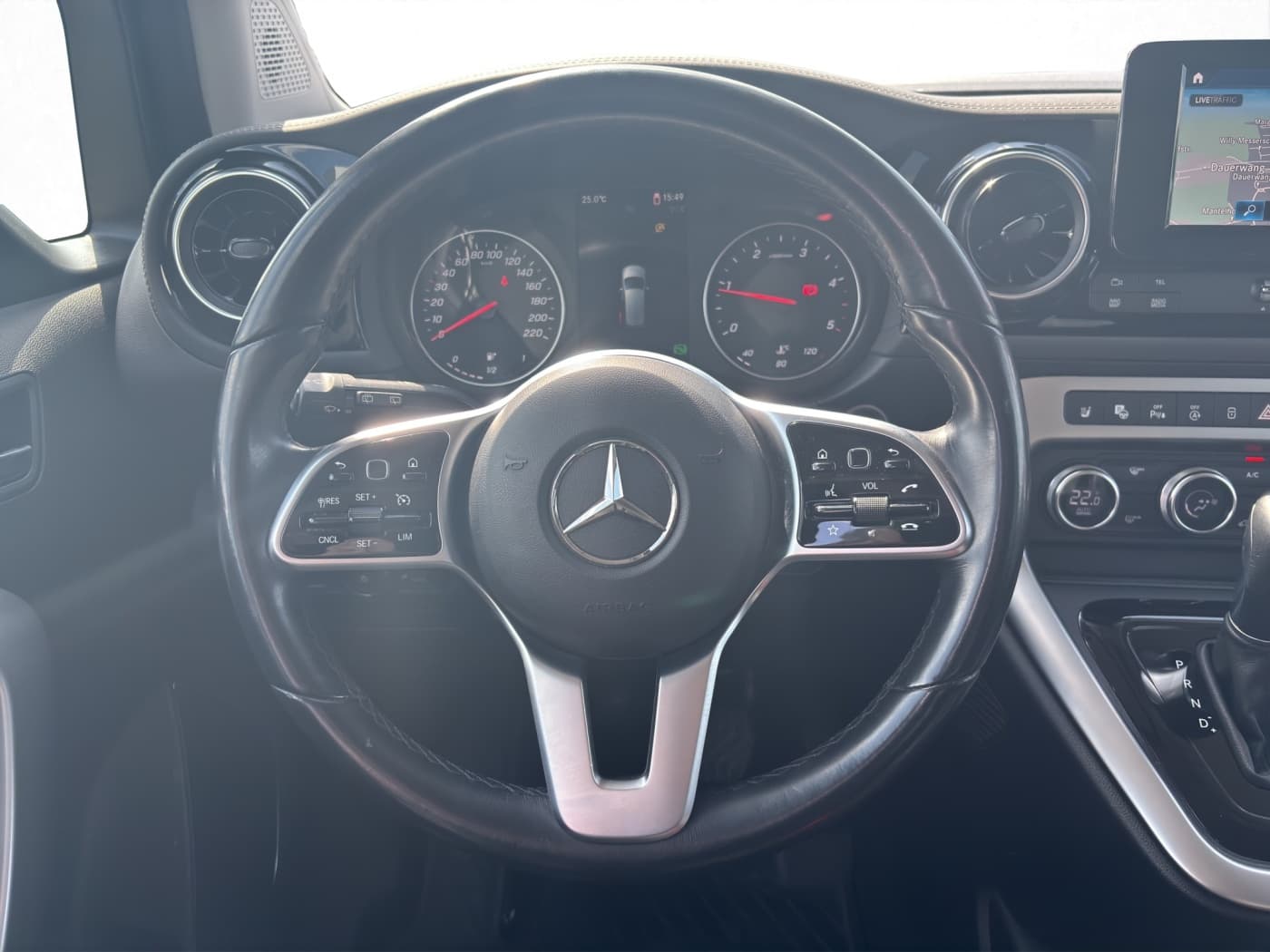 Mercedes-Benz T 180 d PROGRESSIVE Standard Bild 10