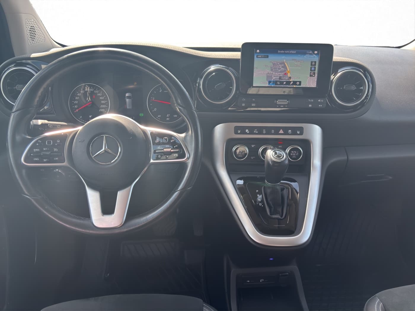 Mercedes-Benz T 180 d PROGRESSIVE Standard Bild 9