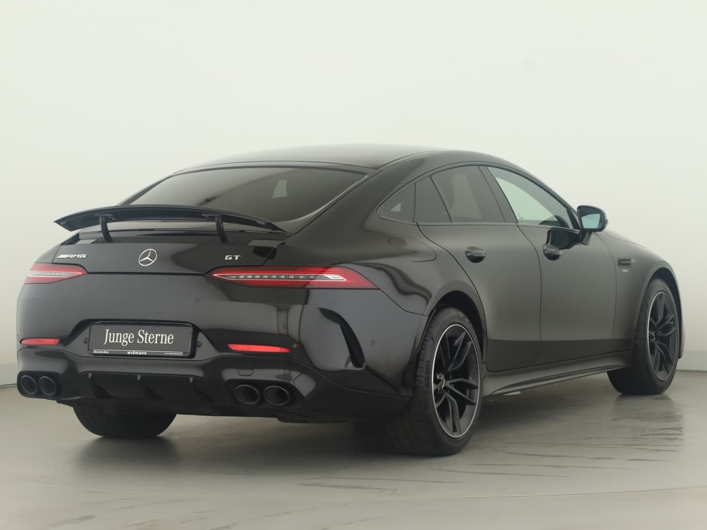 Mercedes-Benz AMG GT 43 Bild 2