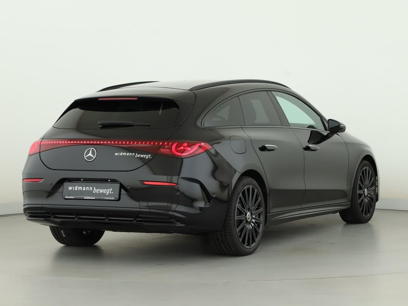 Mercedes-Benz CLA 250+ Shooting Brake mit EQ Technologie Bild 2