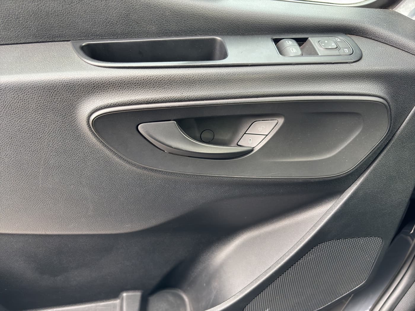 Mercedes-Benz Sprinter 317 CDI DoKa Pritsche Lang Bild 17